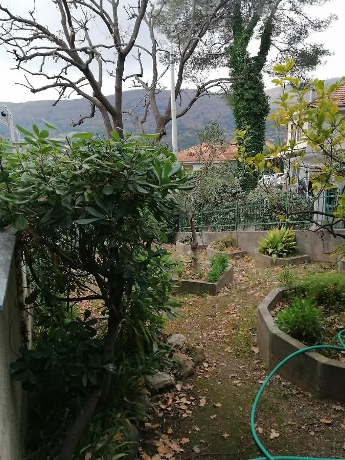 בית נופש הוילה Casa Dana Marina dʼAndora איטליה