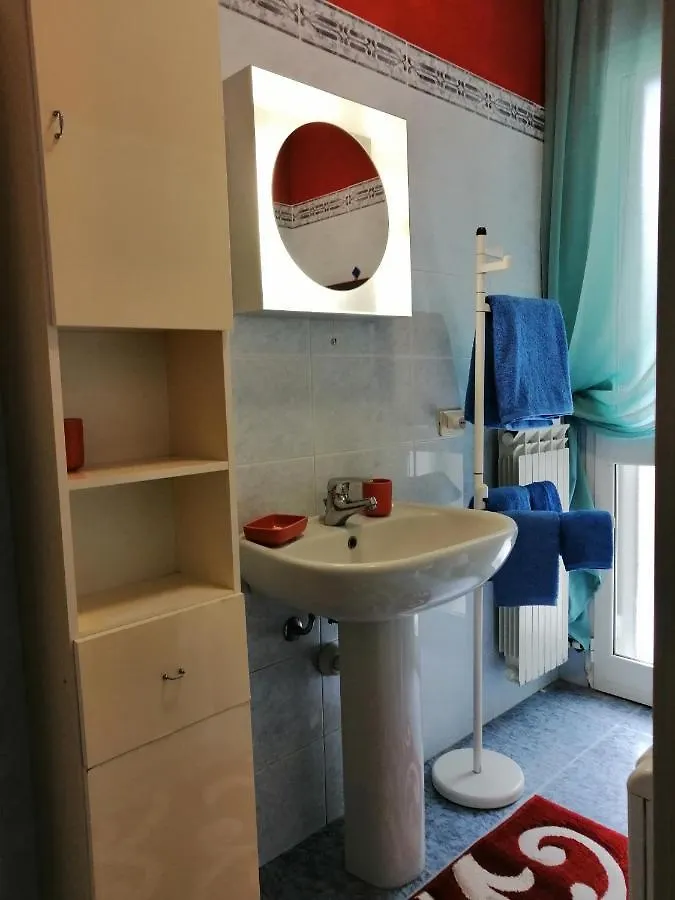 הוילה Casa Dana Marina dʼAndora 0*,
